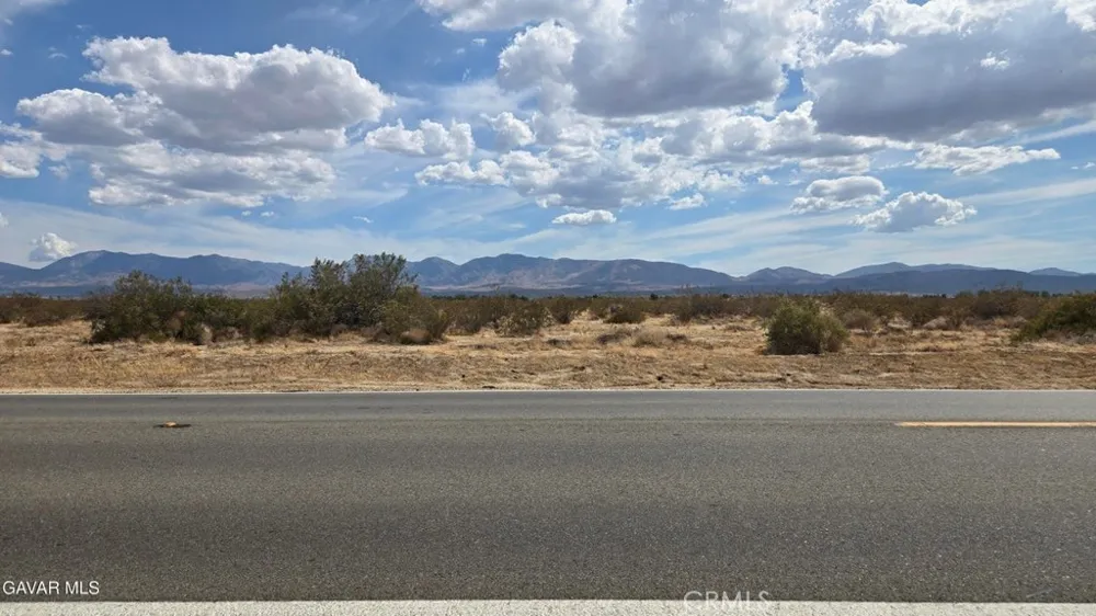 Palmdale Blvd vicinity 117th St E Littlerock, CA 93543