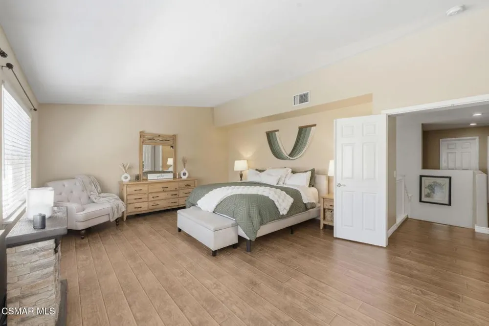 2273 Rudolph Drive Simi Valley, CA 93065
