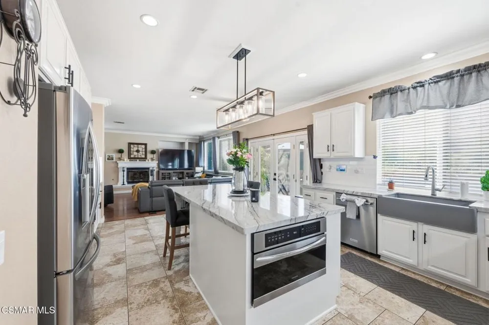 2273 Rudolph Drive Simi Valley, CA 93065