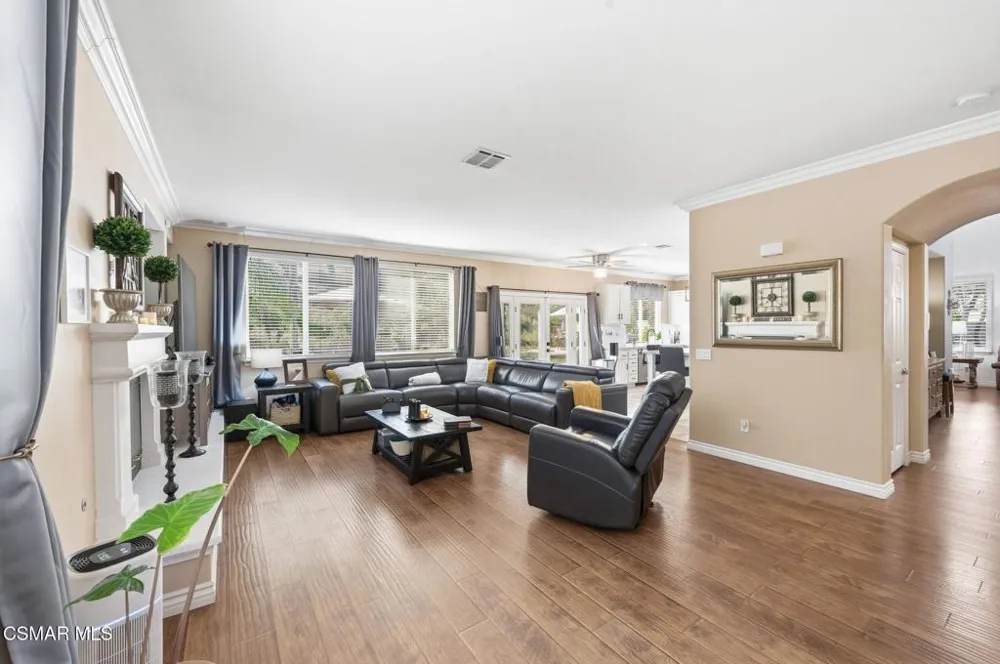 2273 Rudolph Drive Simi Valley, CA 93065