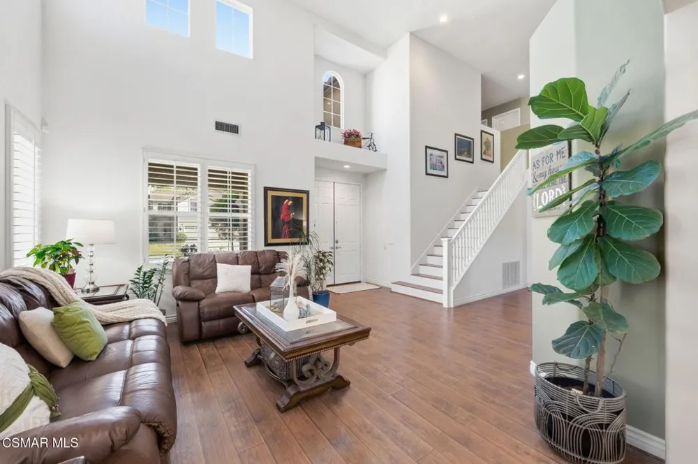 2273 Rudolph Drive Simi Valley, CA 93065