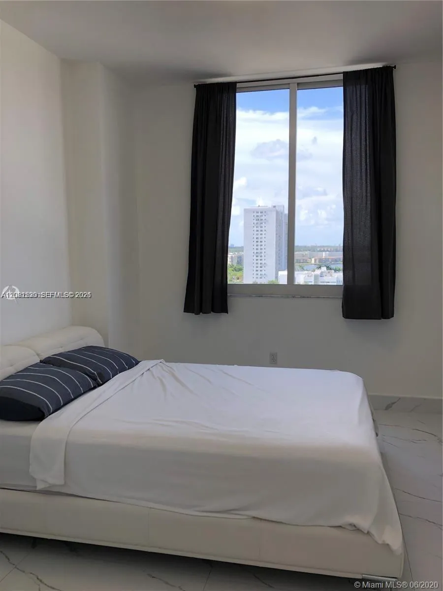 18800 NE 29th Ave #PH17 Aventura, FL 33180