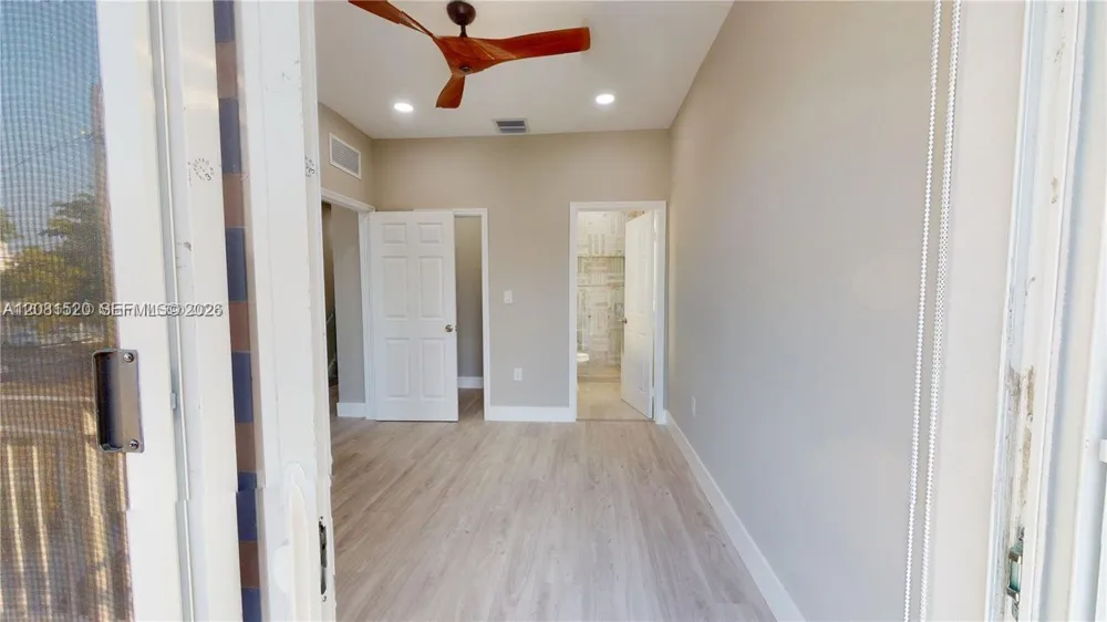 1286 NE 111th St Miami, FL 33161