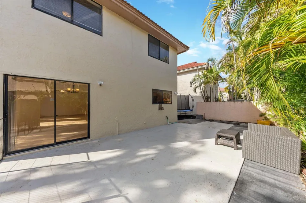 476 NW 38TH TERRACE Deerfield Beach, FL 33442