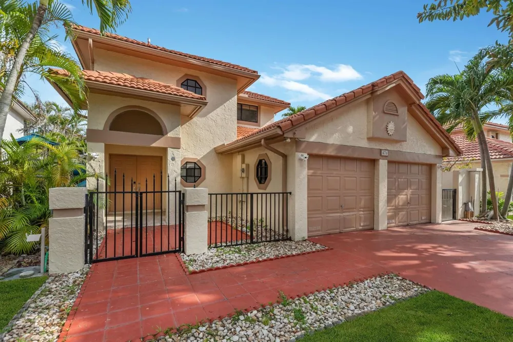 476 NW 38TH TERRACE Deerfield Beach, FL 33442