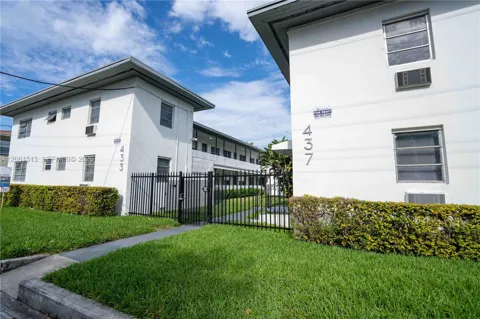 437 NE 82 ST #14