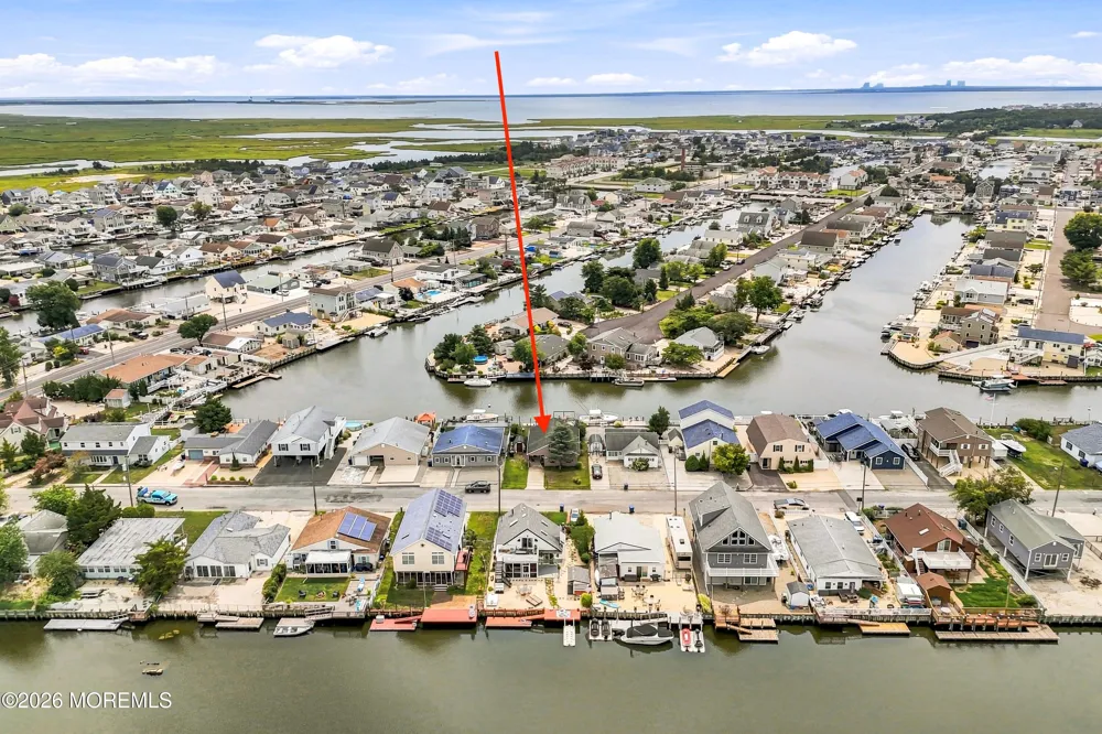17 W Sail Drive Little Egg Harbor, NJ 08087