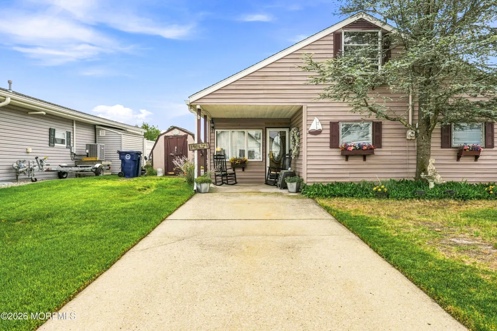 17 W Sail Drive Little Egg Harbor, NJ 08087
