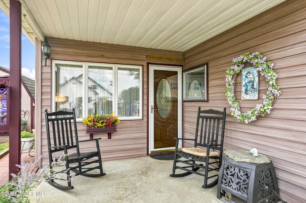 17 W Sail Drive Little Egg Harbor, NJ 08087