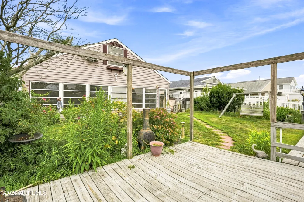 17 W Sail Drive Little Egg Harbor, NJ 08087