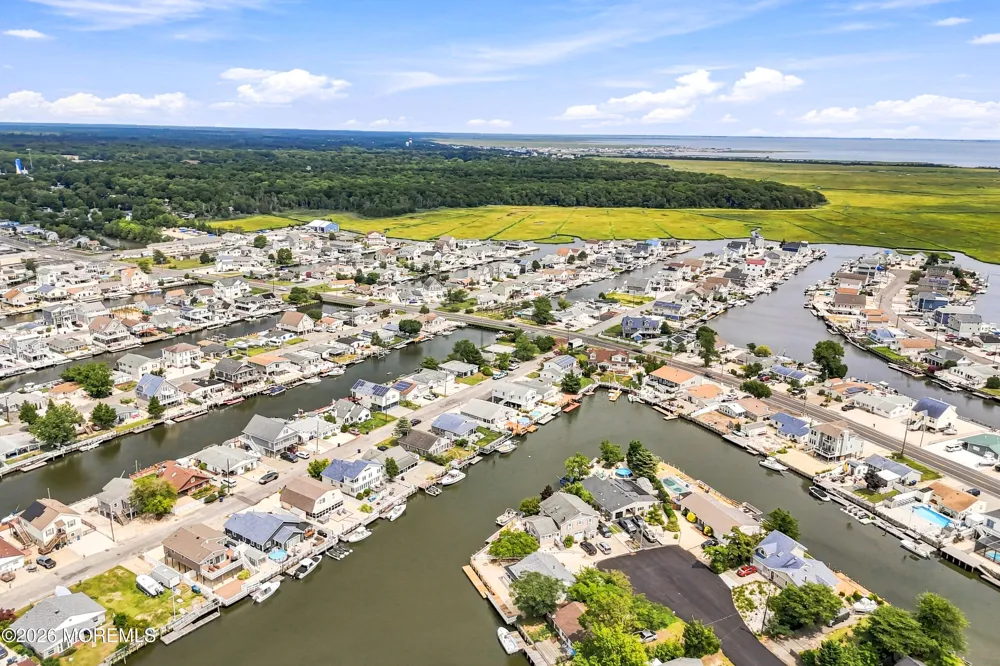 17 W Sail Drive Little Egg Harbor, NJ 08087