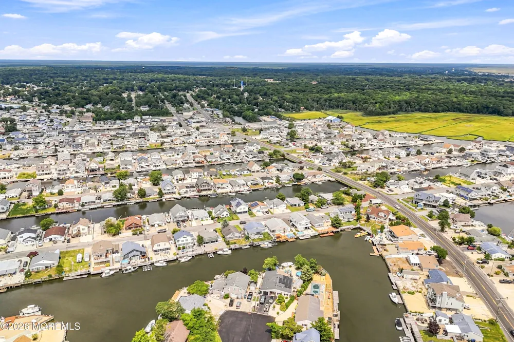 17 W Sail Drive Little Egg Harbor, NJ 08087
