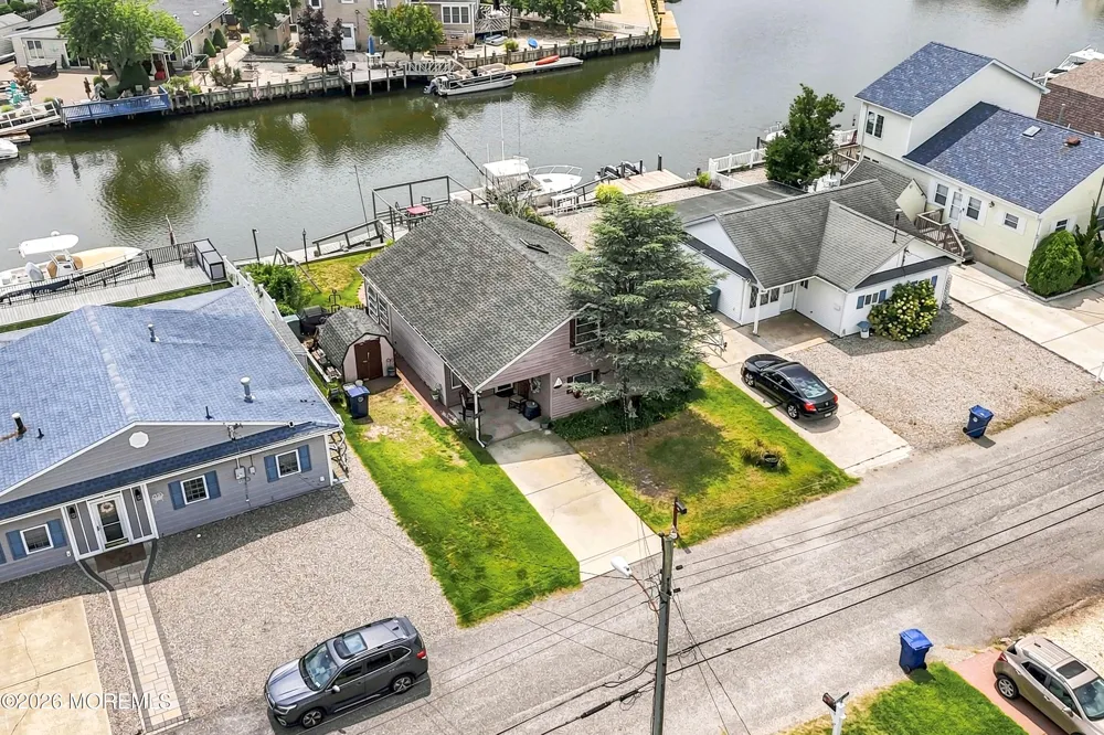17 W Sail Drive Little Egg Harbor, NJ 08087