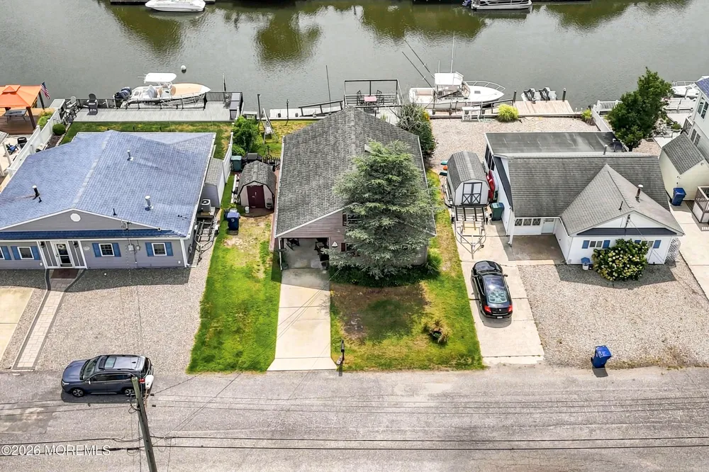 17 W Sail Drive Little Egg Harbor, NJ 08087