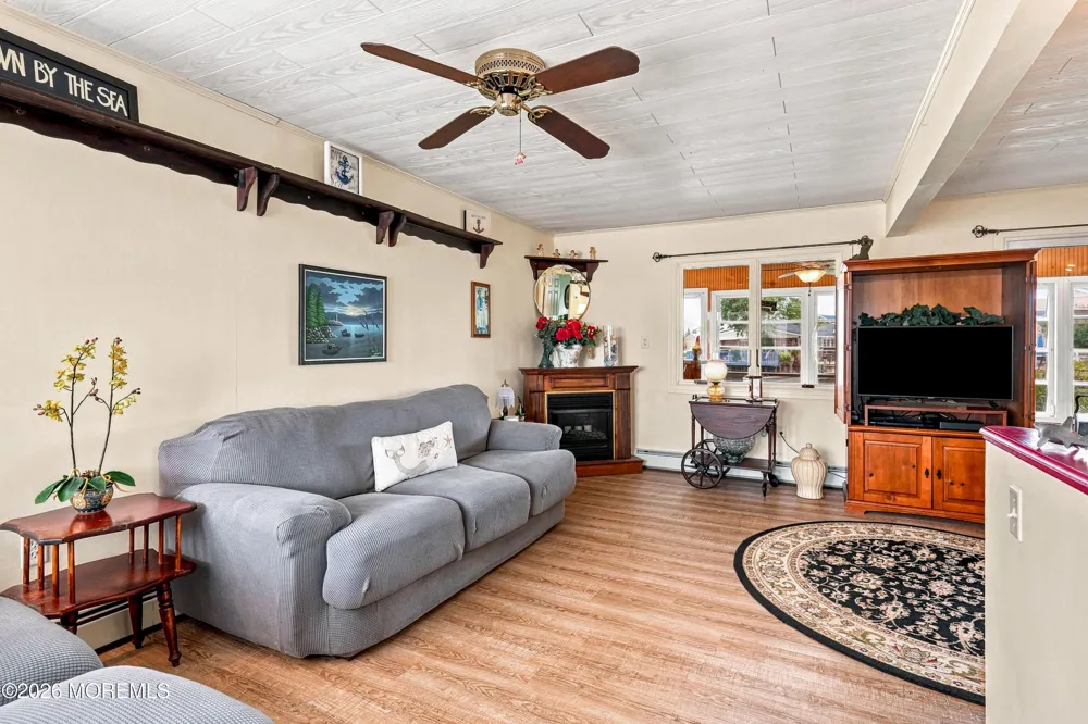 17 W Sail Drive Little Egg Harbor, NJ 08087