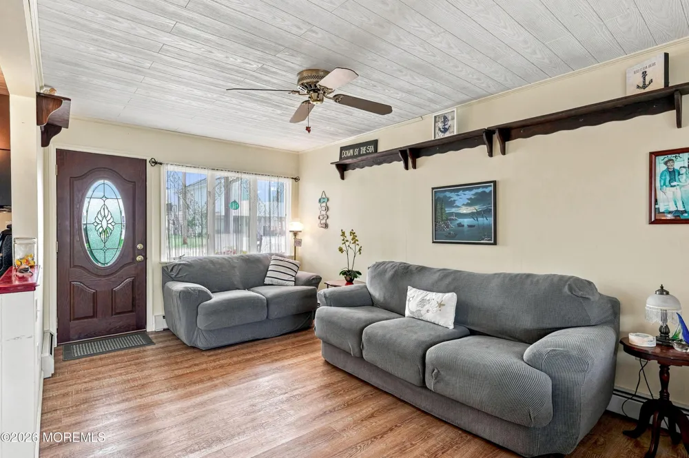 17 W Sail Drive Little Egg Harbor, NJ 08087