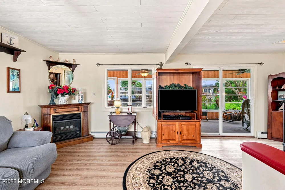 17 W Sail Drive Little Egg Harbor, NJ 08087