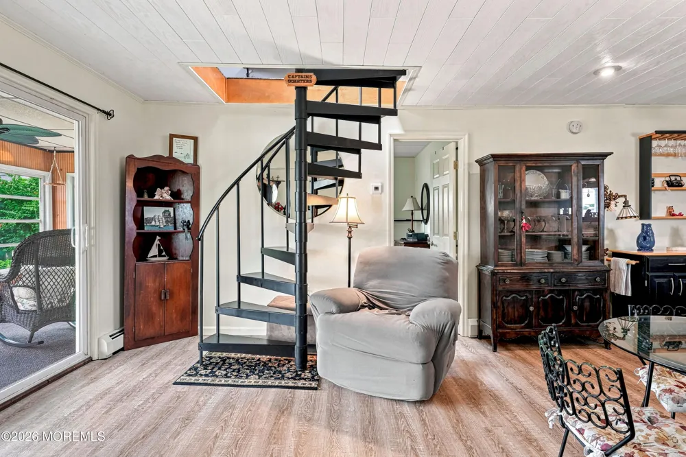 17 W Sail Drive Little Egg Harbor, NJ 08087