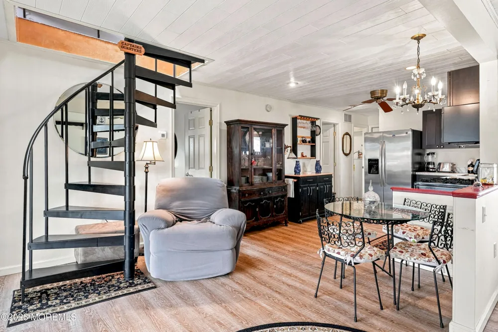 17 W Sail Drive Little Egg Harbor, NJ 08087