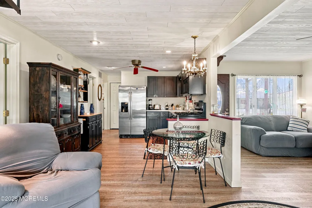 17 W Sail Drive Little Egg Harbor, NJ 08087