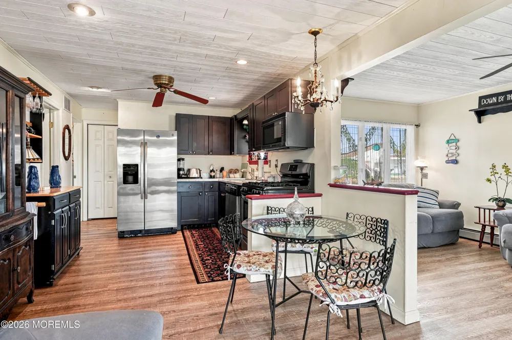 17 W Sail Drive Little Egg Harbor, NJ 08087