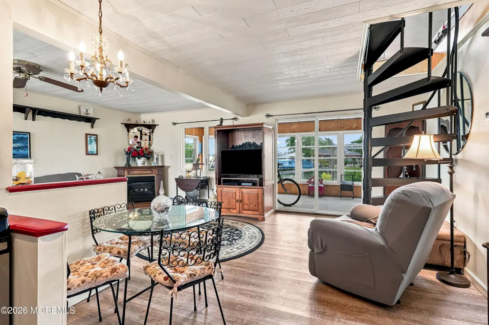 17 W Sail Drive Little Egg Harbor, NJ 08087