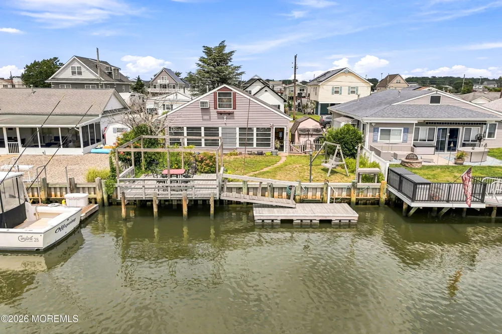 17 W Sail Drive Little Egg Harbor, NJ 08087