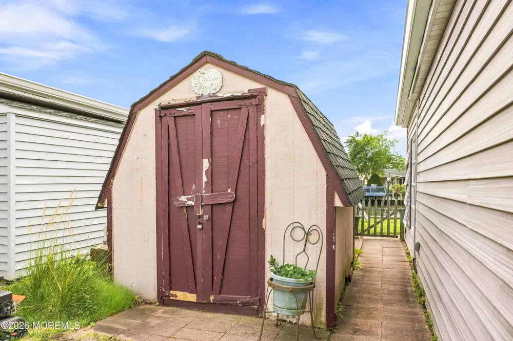 17 W Sail Drive Little Egg Harbor, NJ 08087
