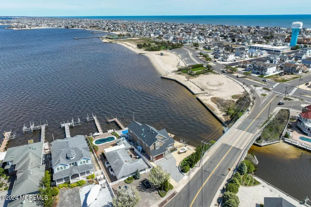 1 Pershing Boulevard Lavallette, NJ 08735