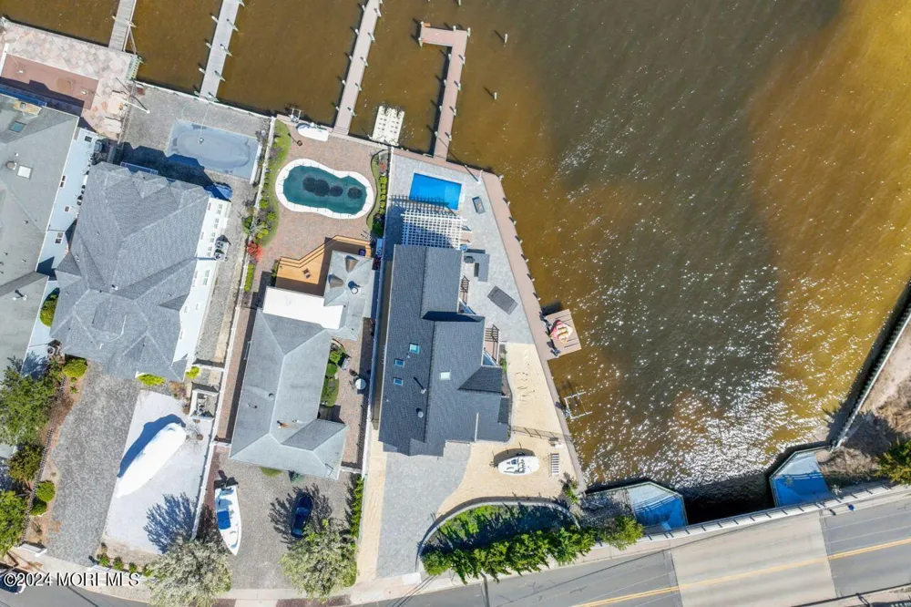 1 Pershing Boulevard Lavallette, NJ 08735