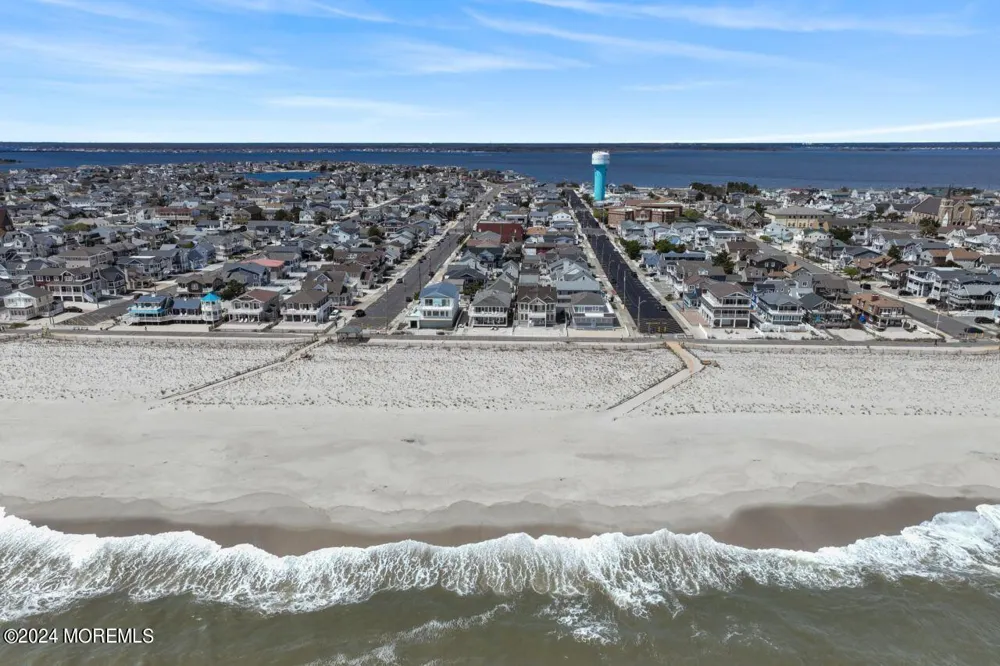 1 Pershing Boulevard Lavallette, NJ 08735