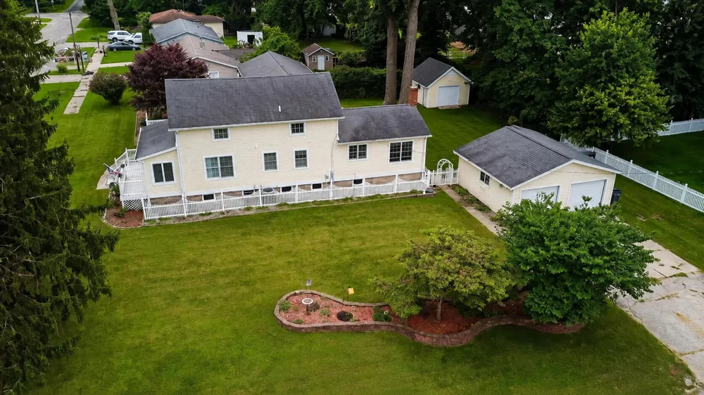 404 S Berrien Street New Buffalo City, MI 49117