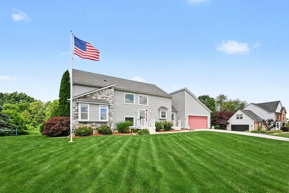 4234 Lori Lynn Lane Webster Township, MI 48189