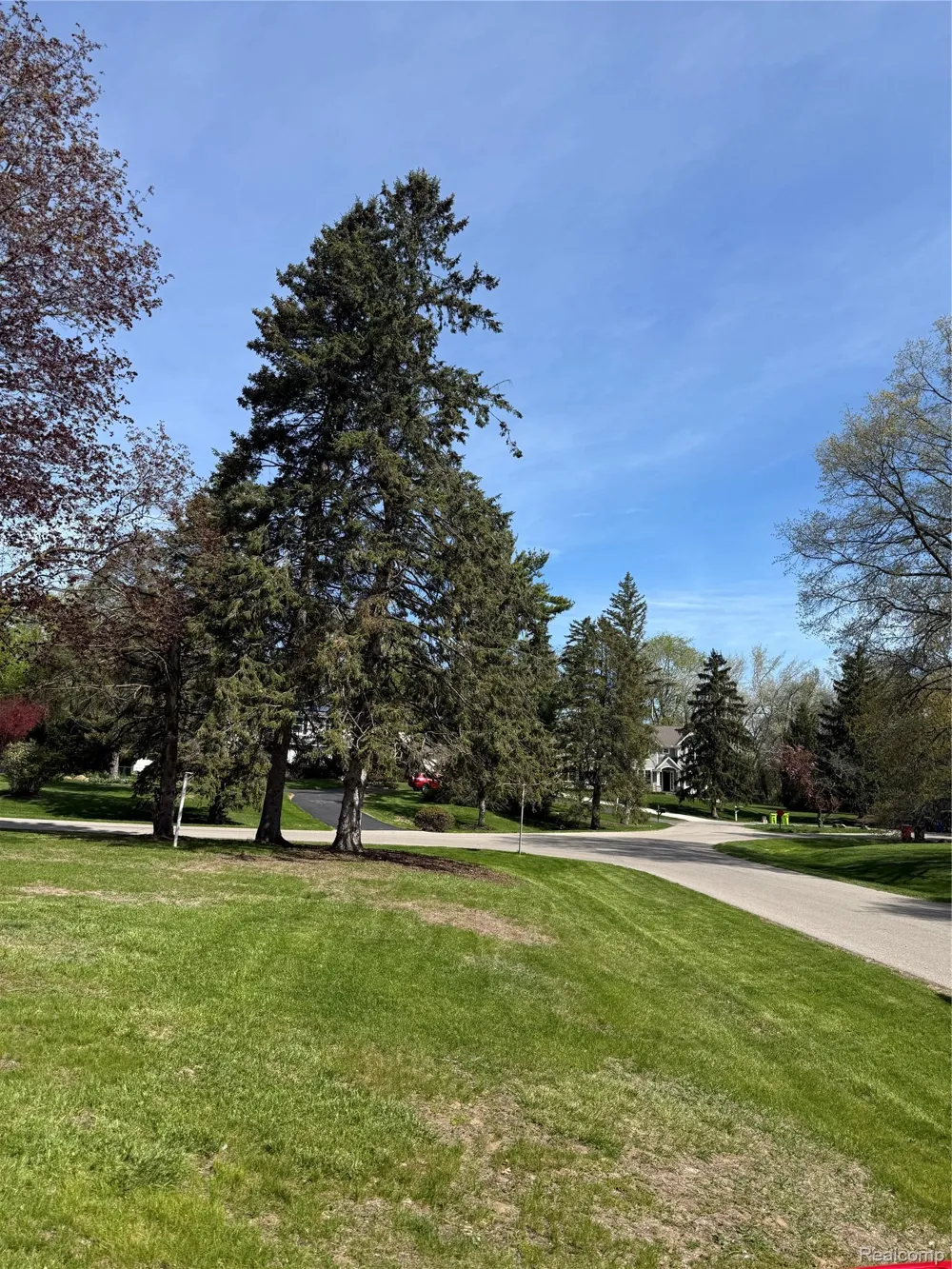 26023 Meadow Drive Franklin Village, MI 48025