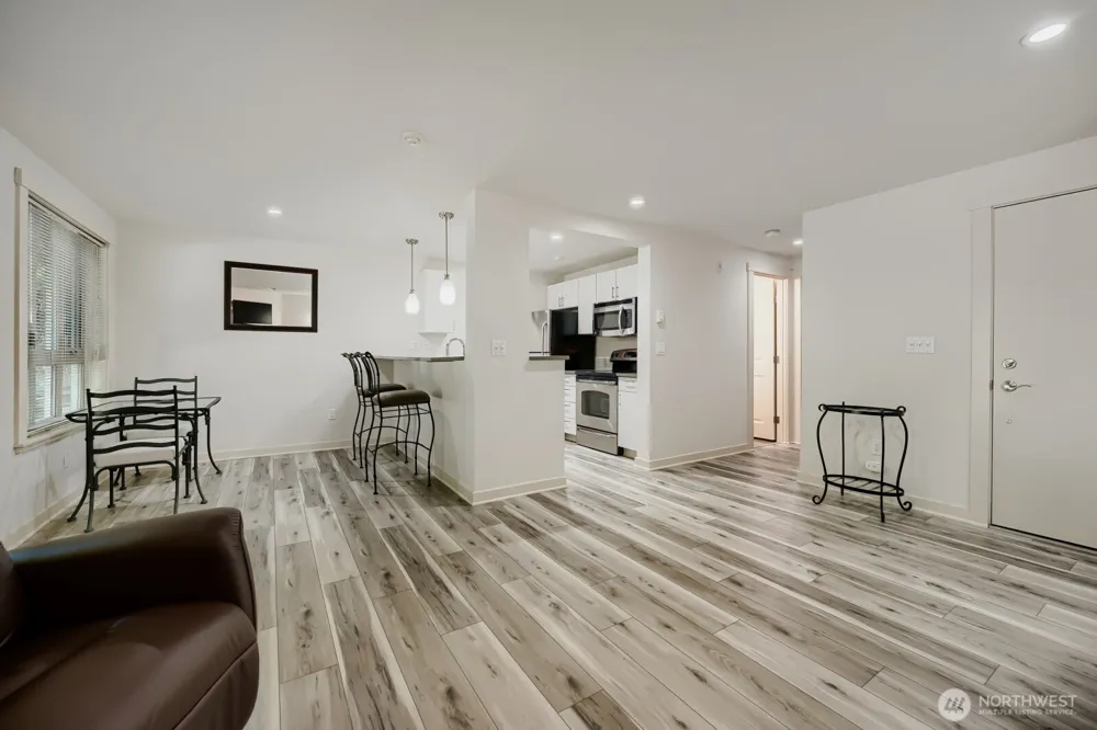 15291 NE 82nd Street #102 Redmond, WA 98052