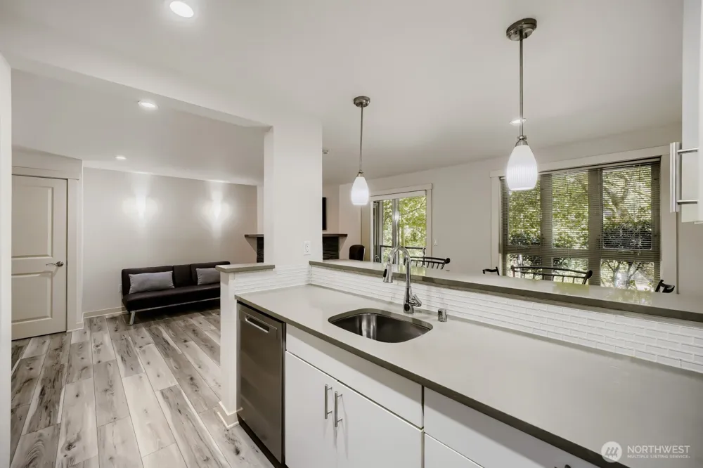 15291 NE 82nd Street #102 Redmond, WA 98052