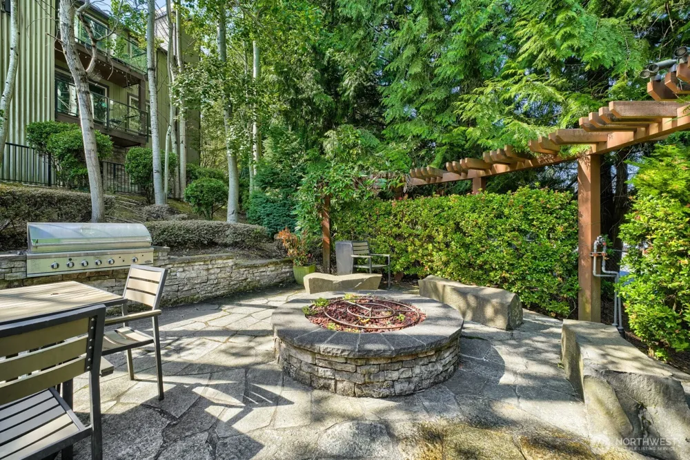 15291 NE 82nd Street #102 Redmond, WA 98052
