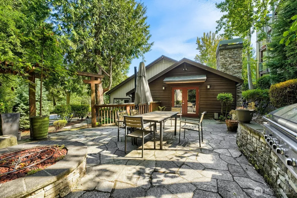 15291 NE 82nd Street #102 Redmond, WA 98052