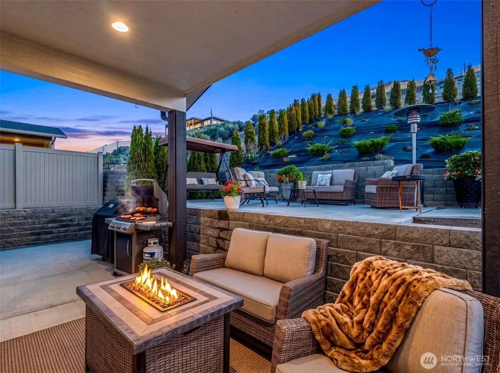 2977 Breckenridge Drive East Wenatchee, WA 98802