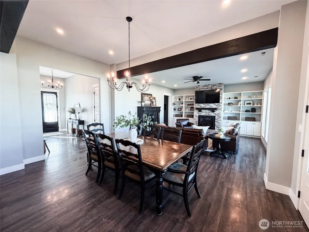 6857 Road D NE Moses Lake, WA 98837