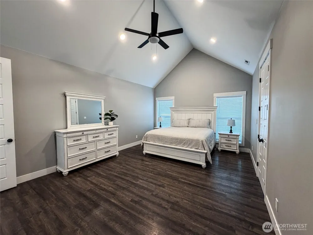 6857 Road D NE Moses Lake, WA 98837