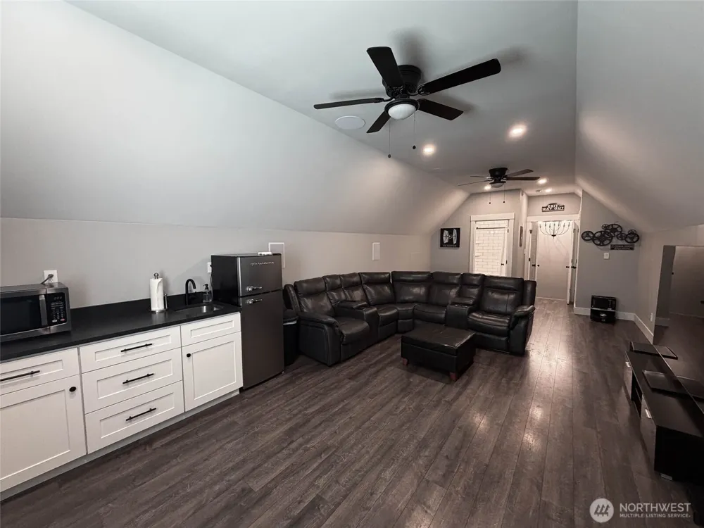 6857 Road D NE Moses Lake, WA 98837