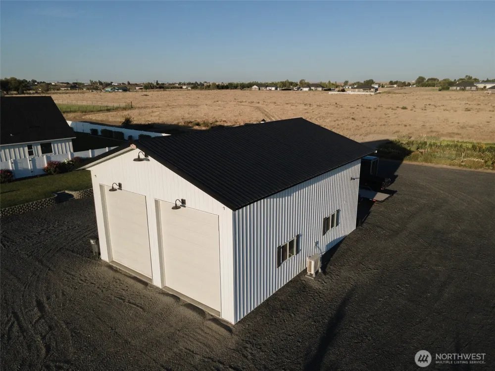 6857 Road D NE Moses Lake, WA 98837