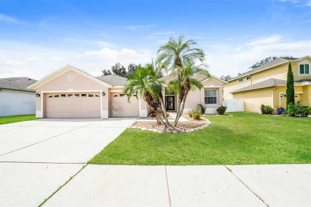 4320 BALINGTON DRIVE Valrico, FL 33596