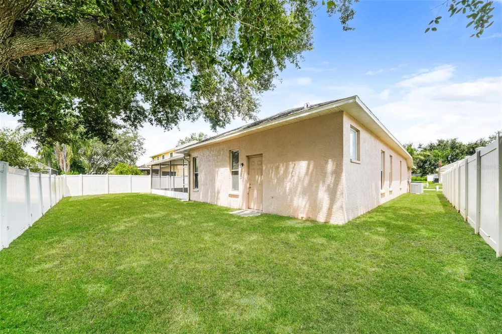 4320 BALINGTON DRIVE Valrico, FL 33596