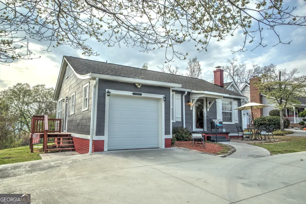 1005 S Crest RD Rossville, GA 30741