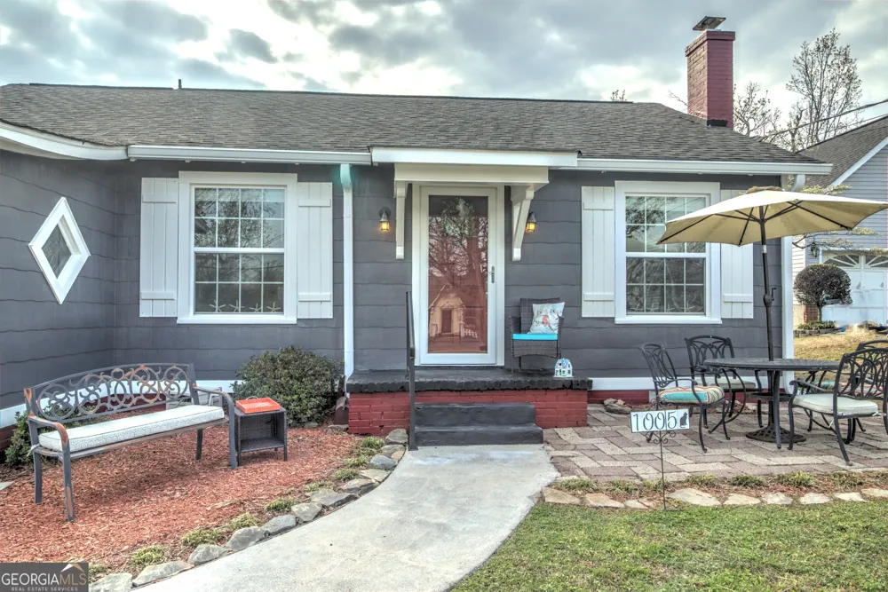 1005 S Crest RD Rossville, GA 30741