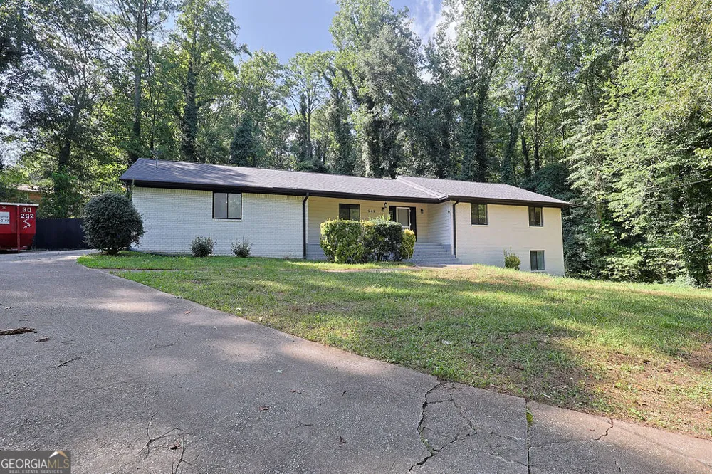 949 Marion CT Lithia Springs, GA 30122