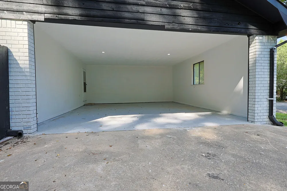 949 Marion CT Lithia Springs, GA 30122