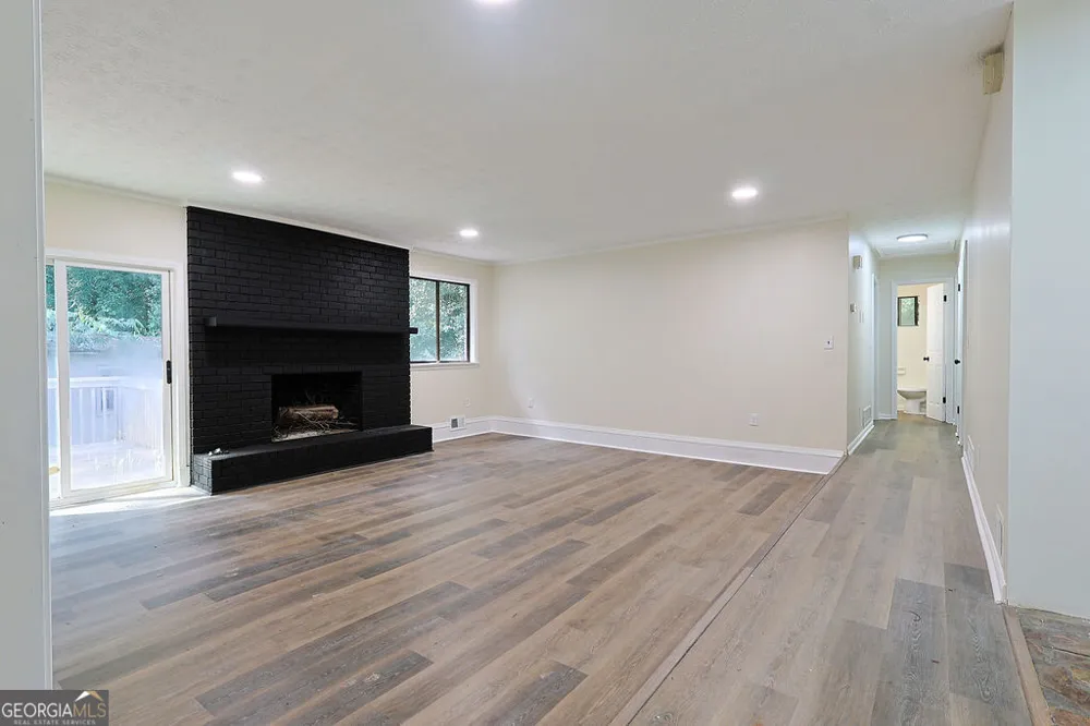 949 Marion CT Lithia Springs, GA 30122
